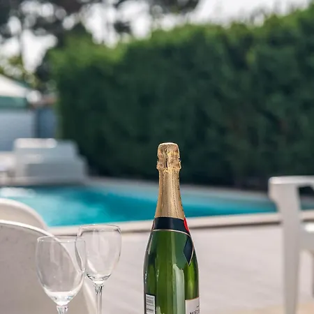 With Private Pool And Garden - Total Privacy Sesimbra