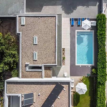 Villa Sesimbra Villa With Private Pool And Garden - Total Privacy *