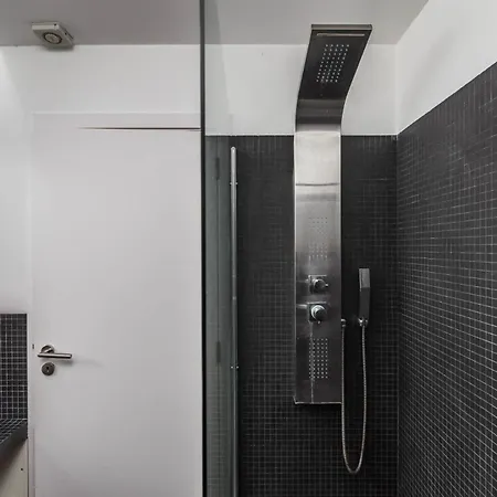 With Private Pool And Garden - Total Privacy