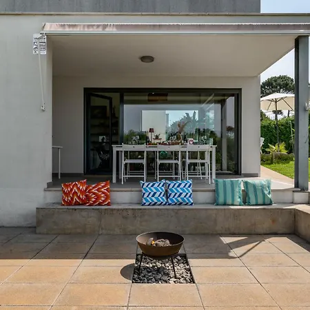With Private Pool And Garden - Total Privacy Sesimbra