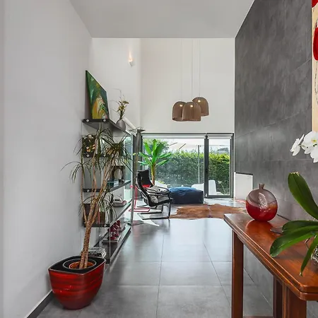 With Private Pool And Garden - Total Privacy