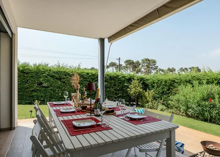 Sesimbra Villa With Private Pool And Garden - Total Privacy * Sesimbra