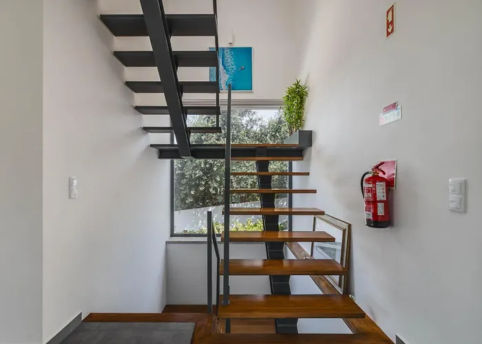 Villa Sesimbra Villa With Private Pool And Garden - Total Privacy *